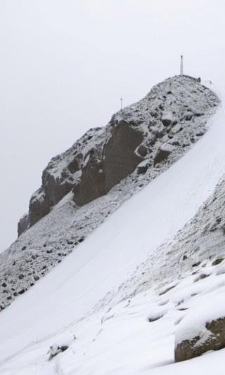 На грани прошлого мира